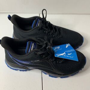 Lamincoa Women’s Sneakers Size 9.5